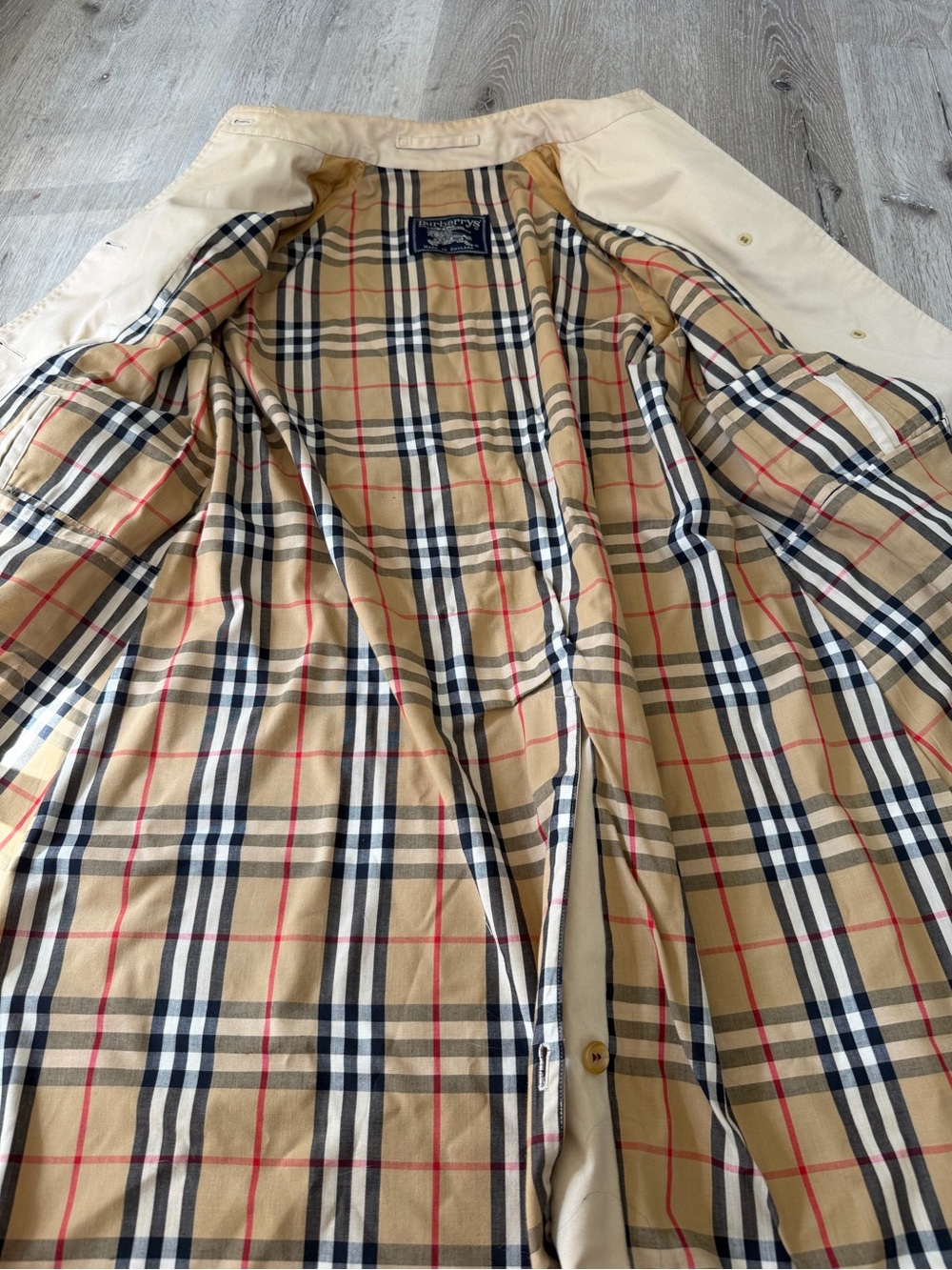 Vintage Burberrys Made in England Trench Coat Nova Check Beige Belted - Picture 3 of 11